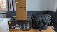 Nikon D 750 mit Objektiv Nikon