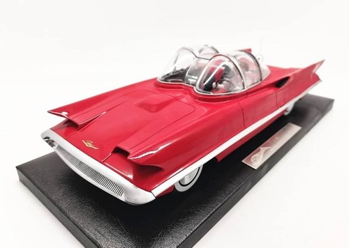 Hrn model lincoln futura - 1/18,