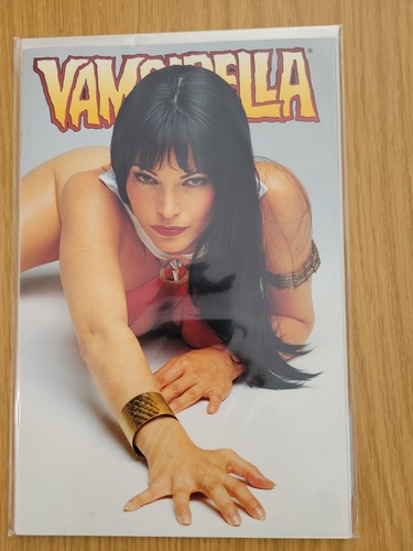 Vampirella zustand 1 - vampirella, foto