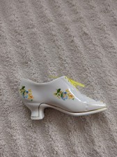 Arpo Schuh aus Porzellan 