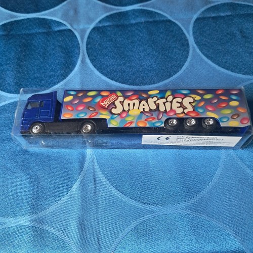 Werbetruck lkw nestle smarties - werbetruck,