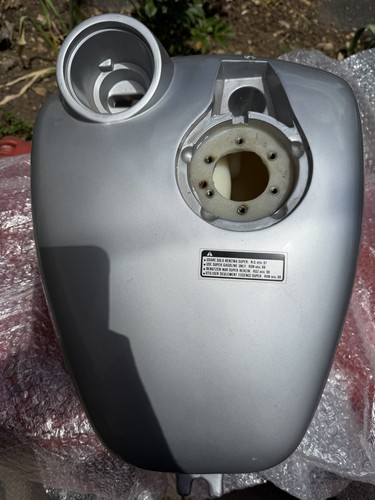 Benzintank original aprilia - benzintank,