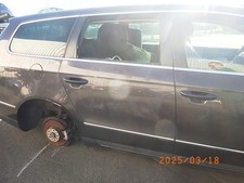 5352606 Tür rechts hinten VW