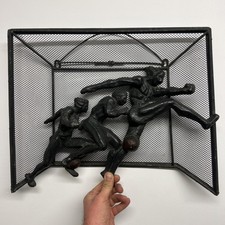 Brutalistische Fußballspieler