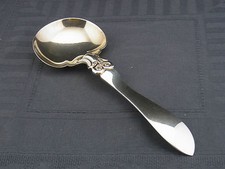 Schöner alter sahnelöffel - schöner,