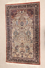 Sehr feiner Handgeknüpfter