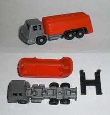 Tankwagen rot mit Plastikboden