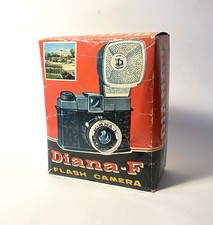 Diana F in OVP Lomo