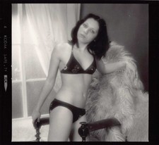 Frau in Bikini Session 70er