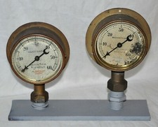 Vintage Manometer &