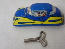 Kleines Blech Auto zum aufziehen um die 1950er Jahre voll intakt