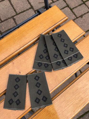 Schulterklappen versuchsmodell - schulterklappen,
