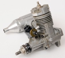 HB 15 RC-Flugmotor ++ 2T-Motor, 15er = ca. 2,5ccm ++ Helmut Bernhard ++ klemmt +