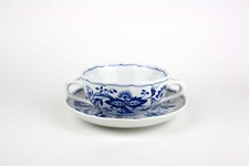 Suppentasse mit Untertasse