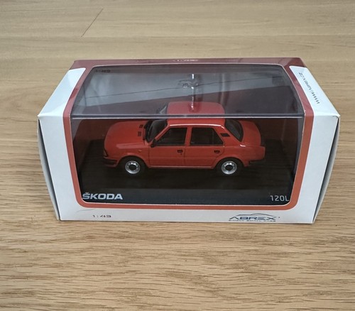 Skoda 120l rose - rose, hip