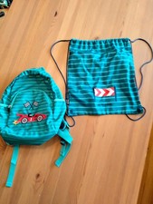 Kinderrucksack und Turnbeutel Die Spiegelburg mit Rennauto grün gestreift