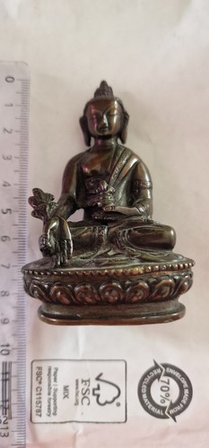 Vintage buddha statue - vintage, buddha-statue