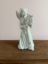 Dresdner Porzellan Figur, Engel mit Harfe, 22 cm hoch, neuwertig
