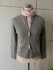 Ftc Kaschmir-Strickjacke, Ein