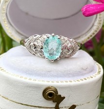 Schöner massiver Ring mit