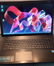 ASUS R752N, 17“ Display