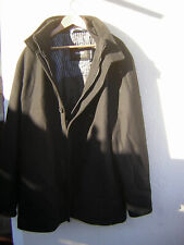 Dicker Herren Mantel von Yorn in schwarz,Größe 60/ XXL