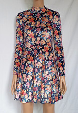 Tolles  Damen Teenager C&A Clockhous Kleid Größe S Neu Pannesamt