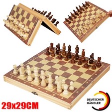 Schachbrett mit Figuren