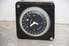 Vaillant FM/1QRTUZH-VAR B5, analog Schaltuhr, 02.76.5036.1, 2 J. Garantie b406