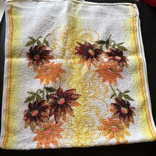 Chinesisches Handtuch-DDR-60iger-70iger Jahre-Blumen