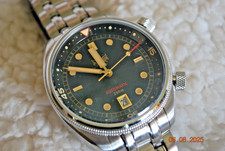 PHOIBOS EAGLE RAY 200M Automatic Compressor Dive Watch PY039D Sunray Black&Gold