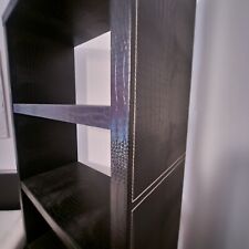 Design Regal , Schwarzer Lederbezug mit weißer Naht , 180 cm hoch 4 Fächer