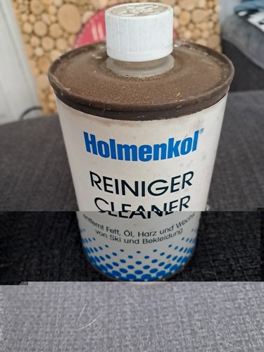 Alte dose mit reinigungsmittel - alte,