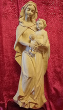 Madonna mit Kind, Wandskulptur