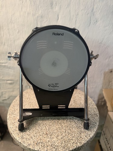 Roland 120 kick bass - bass, drum