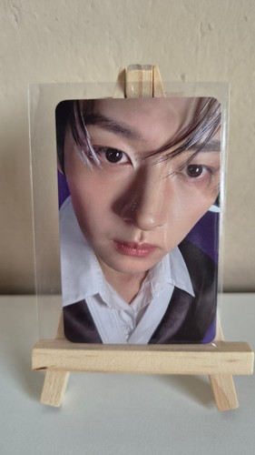 Lee know random photocard - random,