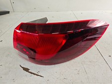 Rückleuchte außen rechts