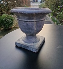 dekorative kleine Amphore  aus