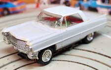 Faller AMS 4856 -- Cadillac Coupe mit Flachankermotor, 60er Jahre #MFB114