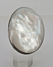 Damenring mit großen