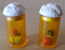 2 Stück Miniatur Bierkrug mit