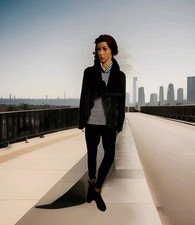 Schwarze warme hüftlange