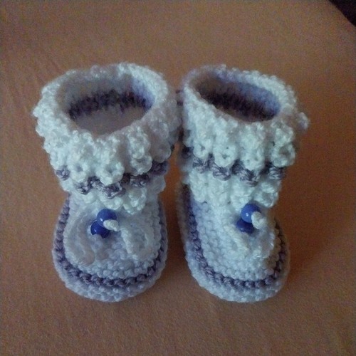 Babyschuhe gestrickt - babyschuhe,,