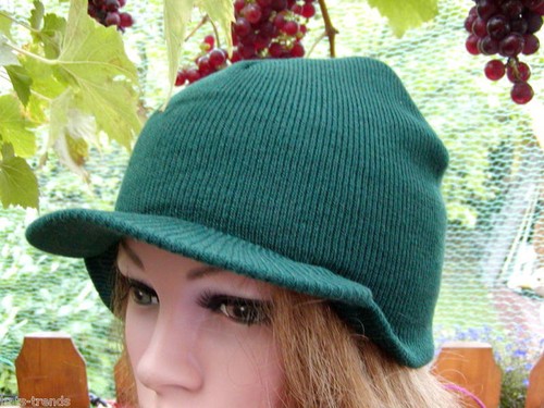 Strickmütze mit visior - strickmütze,