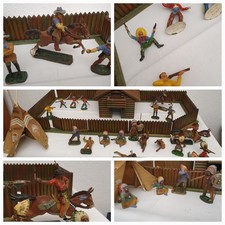 Konvolut Set Elastolin Hausser Figuren Fort Wigwam Wildwest  Indianer Cowboy alt