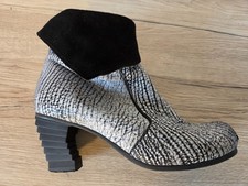 PAPUCEI Stiefeletten Gr.38 schwarz Weiß  Absatz Reißverschluss Ausgefallen