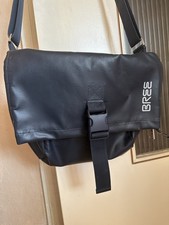 Bree Punch * Umhängetasche *