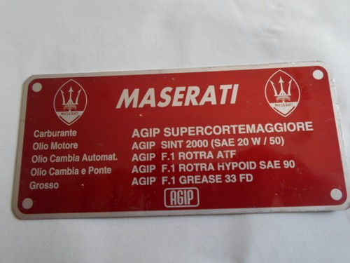 Maserati schild mexico merak - maserati,