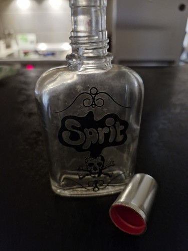 Sehr alte sprit - sehr, flasche