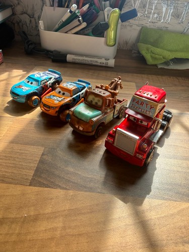 Disney pixar cars die - disney, die-cast